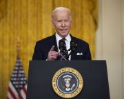 Biden: Oroszország szándékosan háborút indított Ukrajna ellen