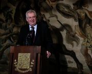 Zeman: Törökország úgy viselkedik, mint az Iszlám Állam szövetségese