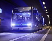 Bemutatta robotbuszát a Mercedes