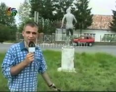 Újra a helyén a Labdázó fiú szobor