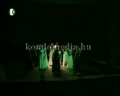 Jótékonysági előadás a színházban a Komló Városi Gyermek - és Ifjúságért Közalapítványnak